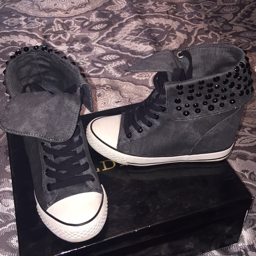 Wedge sneakers (look like converse)